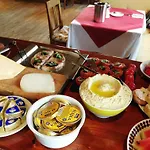 Na Kopecku Bed & Breakfast 3*