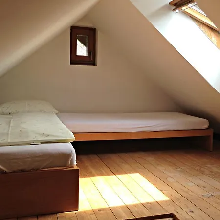 Oda ve Kahvaltı Na Kopecku 3*